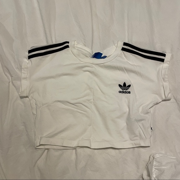 Adidas classic T - Picture 1 of 2